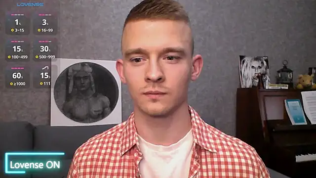 Snapshot of Marvelboy_ chatting on 03.05.25 Marvelboy  online show from 03.05.25