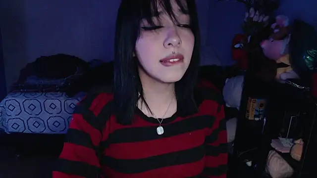 Snapshot of babyakem chatting on 11.12.25 babyakem online show from 11.12.25