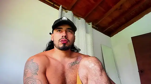 Snapshot of Baky_sexy chatting on 10.07.25 Baky sexy online show from 10.07.25