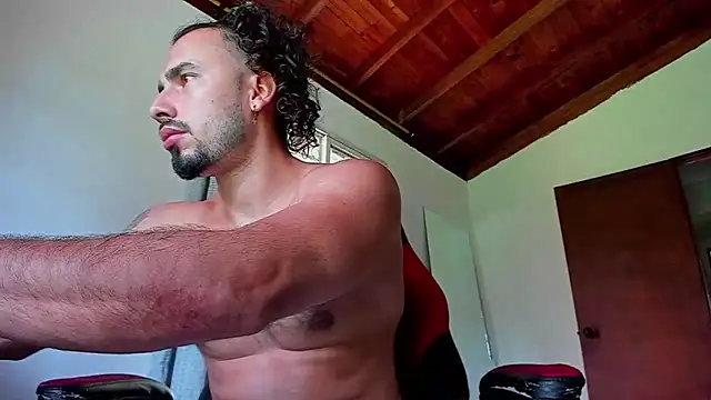 Snapshot of Baky_sexy chatting on 10.16.25 Baky sexy online show from 10.16.25