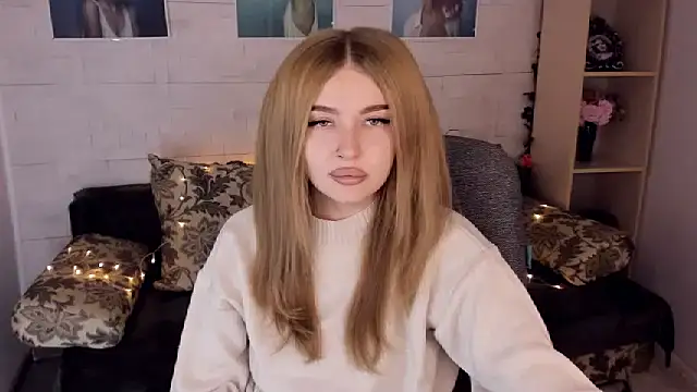 ViolettaLopez online show from 12.16.24