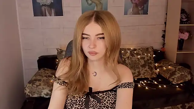 ViolettaLopez online show from 01.05.25