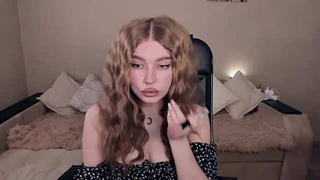 ViolettaLopez online show from 03.18.25