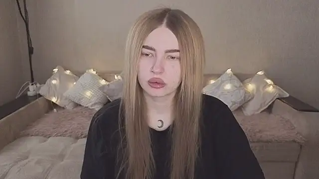 ViolettaLopez online show from 11.16.25