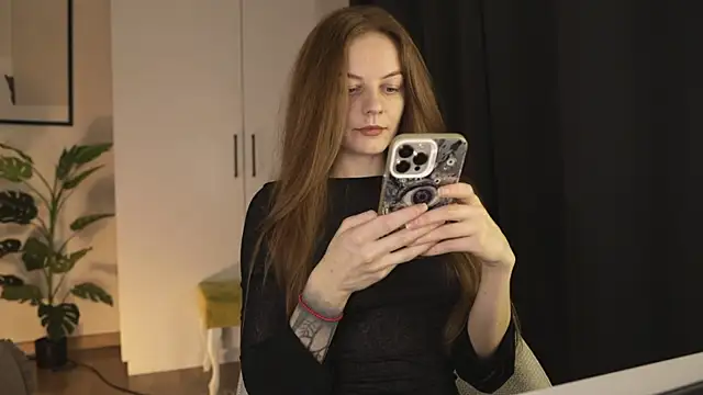 LadyInBad online show from 10.16.25