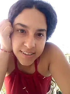Snapshot of chiki-sexy chatting on 09.26.25 chiki-sexy online show from 09.26.25