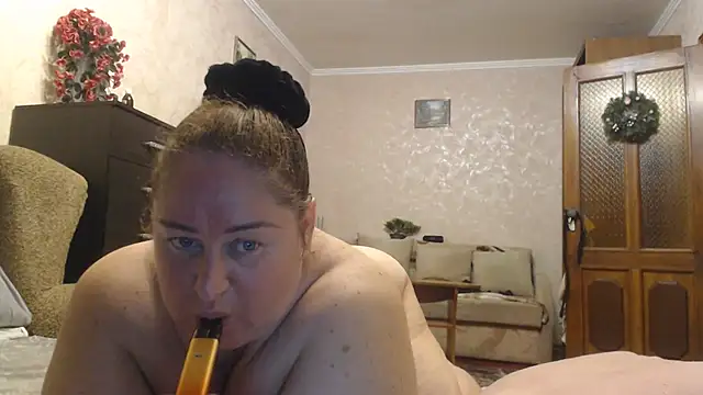 Amy August online show from 06.19.26