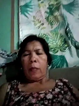 Snapshot of TropicalFlower chatting on 02.18.25 TropicalFlower online show from 02.18.25