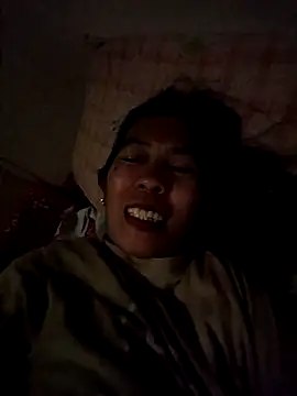 Snapshot of TropicalFlower chatting on 03.04.25 TropicalFlower online show from 03.04.25