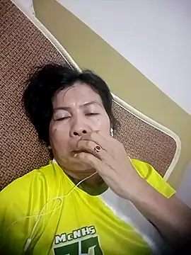 Snapshot of TropicalFlower chatting on 09.24.25 TropicalFlower online show from 09.24.25