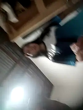 Snapshot of TropicalFlower chatting on 09.28.25 TropicalFlower online show from 09.28.25