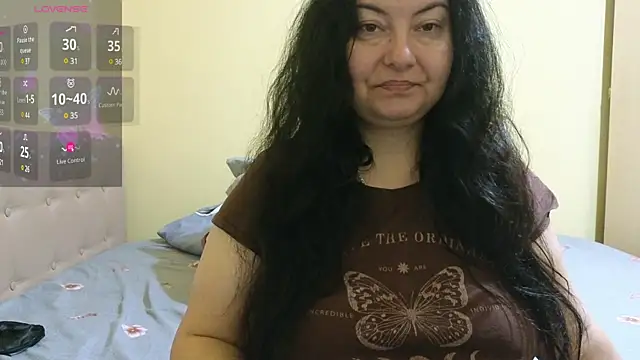 BBW MILF 4U online show from 02.02.25