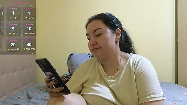 BBW MILF 4U online show from 02.07.25