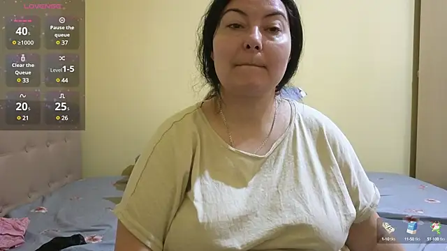 BBW MILF 4U online show from 02.10.25