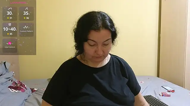 BBW MILF 4U online show from 02.11.25