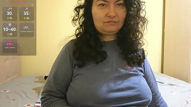 BBW MILF 4U online show from 02.24.25