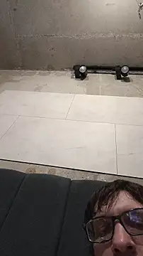 Snapshot of Krasav4ik4ik chatting on 11.02.25 Krasav4ik4ik online show from 11.02.25