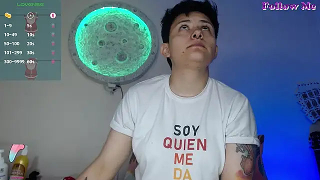 girl intense444 online show from 12.20.24