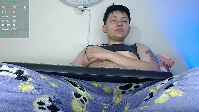 girl intense444 online show from 01.03.25