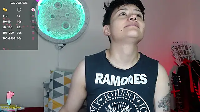 girl intense444 online show from 03.18.25