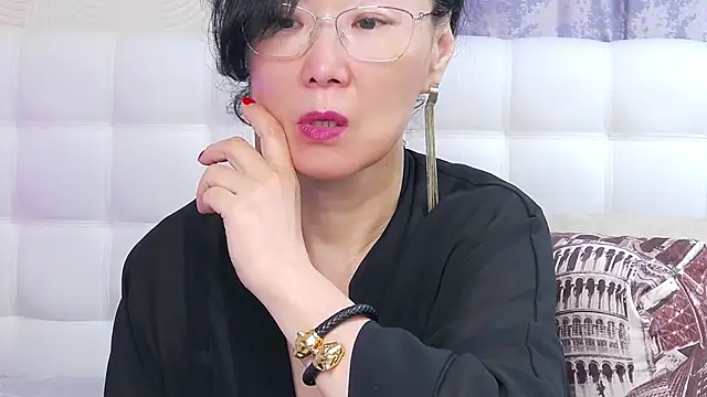 Asian legs online show from 10.27.25