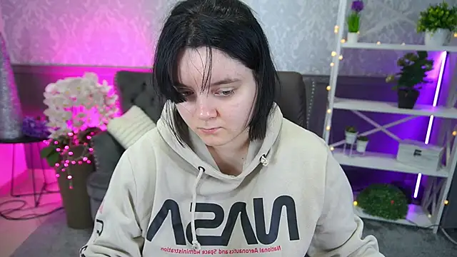 Snapshot of LittleShyy chatting on 02.08.26 LittleShyy online show from 02.08.26