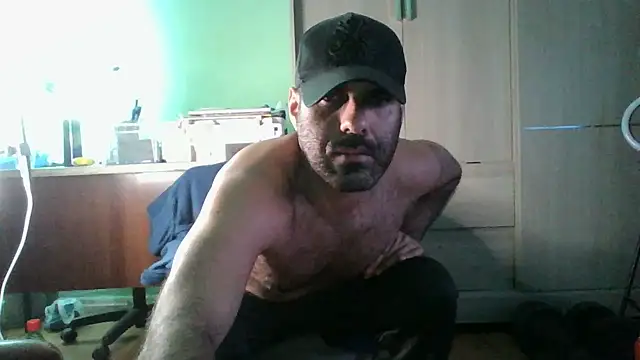 Snapshot of MILITARS chatting on 07.03.26 MILITARS online show from 07.03.26