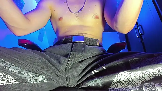 Alex smith00 online show from 02.12.26