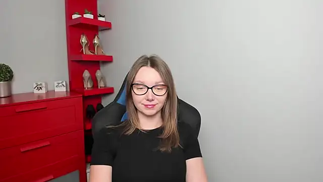 Snapshot of Cookie_zoe chatting on 10.14.25 Cookie zoe online show from 10.14.25