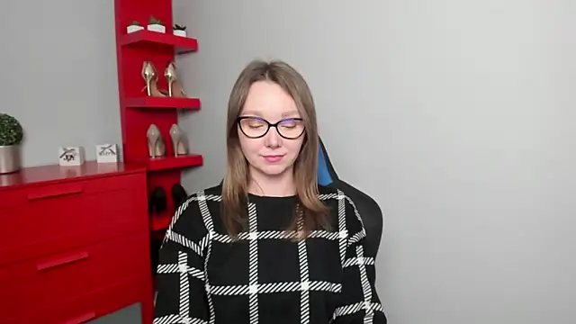 Snapshot of Cookie_zoe chatting on 10.17.25 Cookie zoe online show from 10.17.25