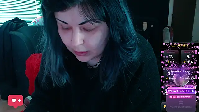 Snapshot of Psychobitch7 chatting on 04.24.26 Psychobitch7 online show from 04.24.26