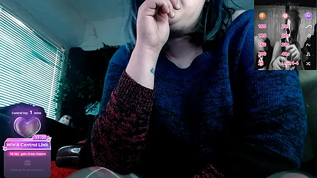 Snapshot of Psychobitch7 chatting on 05.01.26 Psychobitch7 online show from 05.01.26