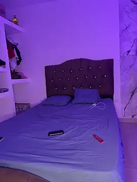 alysson 18 online show from 04.15.26