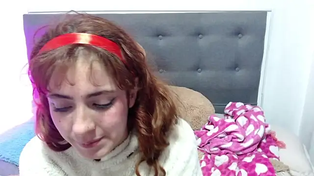 sarah lovesu online show from 03.15.25