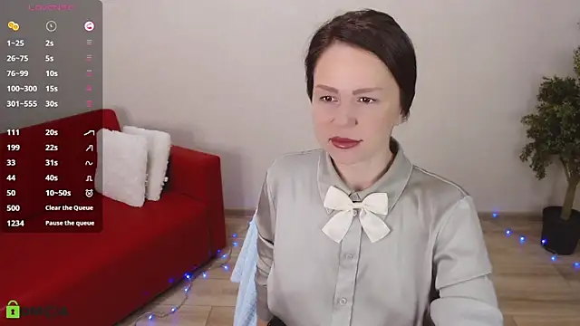 VickyGolden online show from 03.12.26
