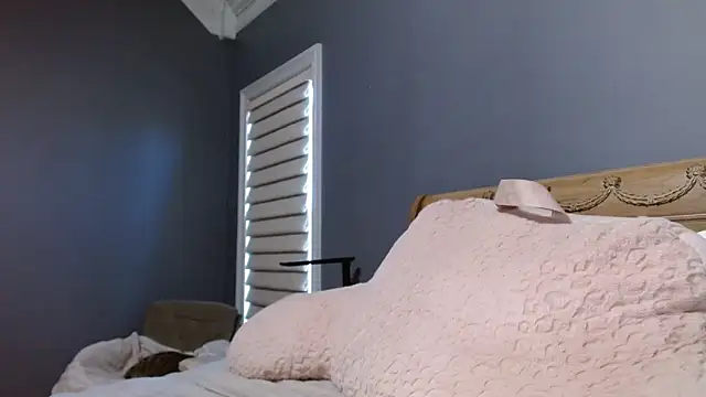 Lisaisluscious online show from 01.23.25