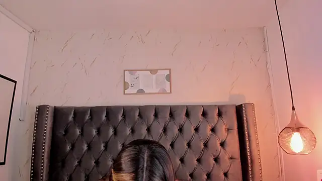 Snapshot of Kim_Blane chatting on 02.10.26 Kim Blane online show from 02.10.26