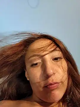 Snapshot of VickyHoult chatting on 02.22.25 VickyHoult online show from 02.22.25