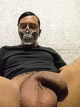 Snapshot of HardestPepe chatting on 04.07.26 HardestPepe online show from 04.07.26