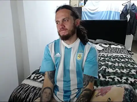 Snapshot of raggaman_ chatting on 03.02.26 raggaman online show from 03.02.26