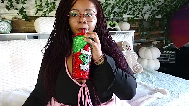 -khayaparker online show from 02.28.25