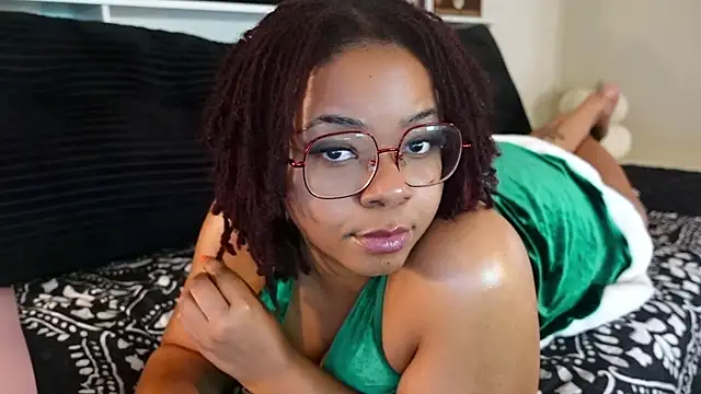 -khayaparker online show from 10.31.25