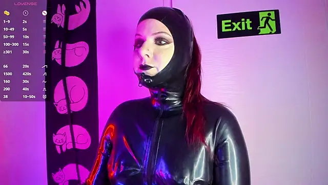 auroralatexprincess online show from 11.25.25