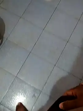 Snapshot of dinesh682 chatting on 12.04.24 dinesh682 online show from 12.04.24