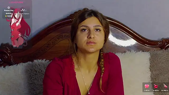 Snapshot of NicolePlay chatting on 09.29.25 NicolePlay online show from 09.29.25