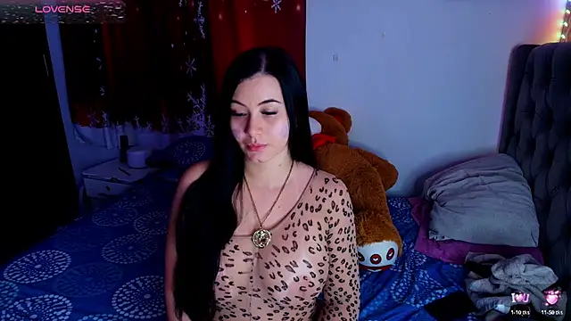 Snapshot of Mishukitty chatting on 01.18.25 Mishukitty online show from 01.18.25