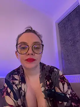 FemDom RubyKnightXXO online show from 01.14.25