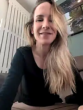 NaomiAndFriends online show from 02.05.25