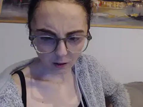 Snapshot of cleophee chatting on 01.31.25 cleophee online show from 01.31.25