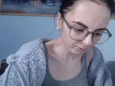 Snapshot of cleophee chatting on 02.02.25 cleophee online show from 02.02.25